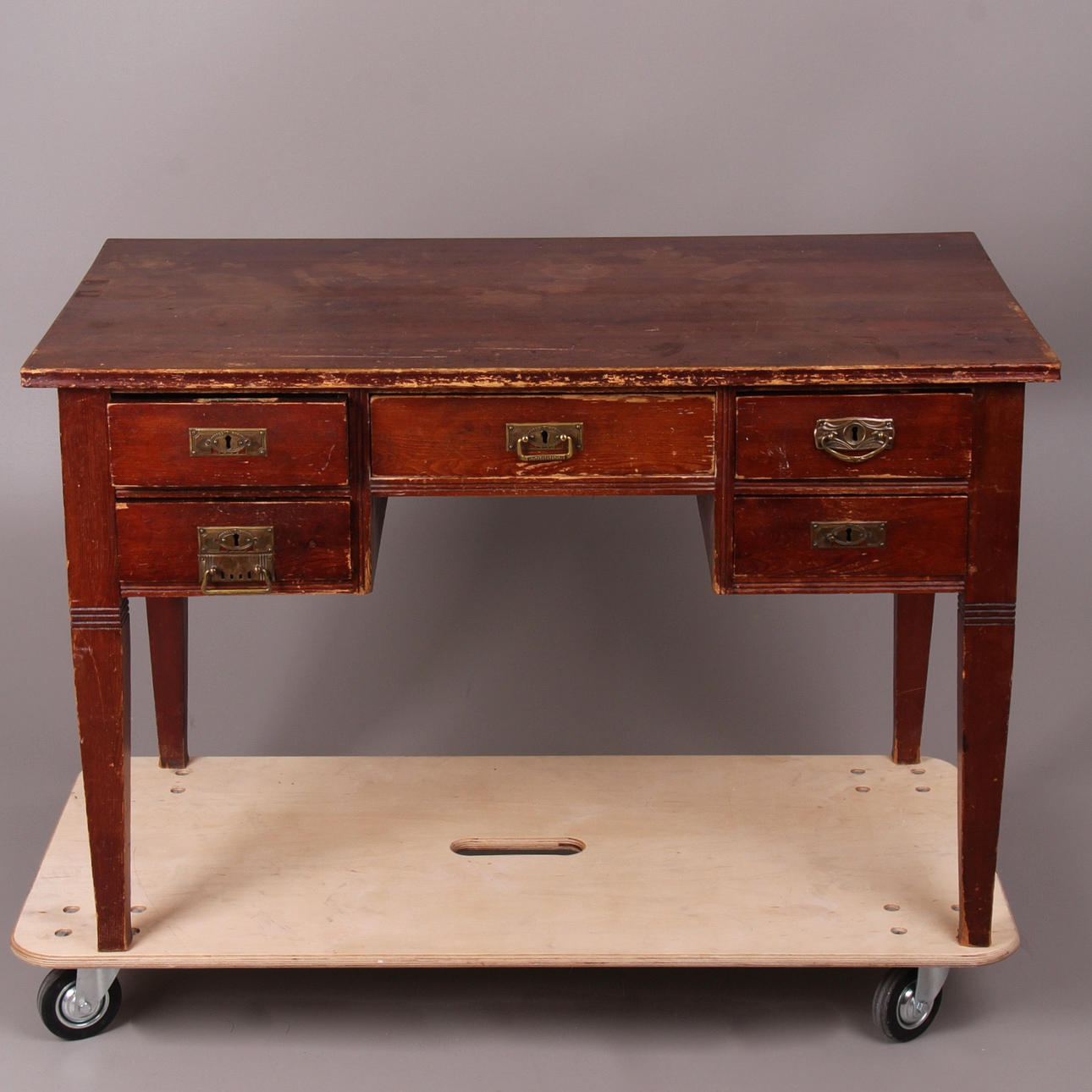 SKRIVBORD, gustaviansk stil, 1900-talets första kvartal.