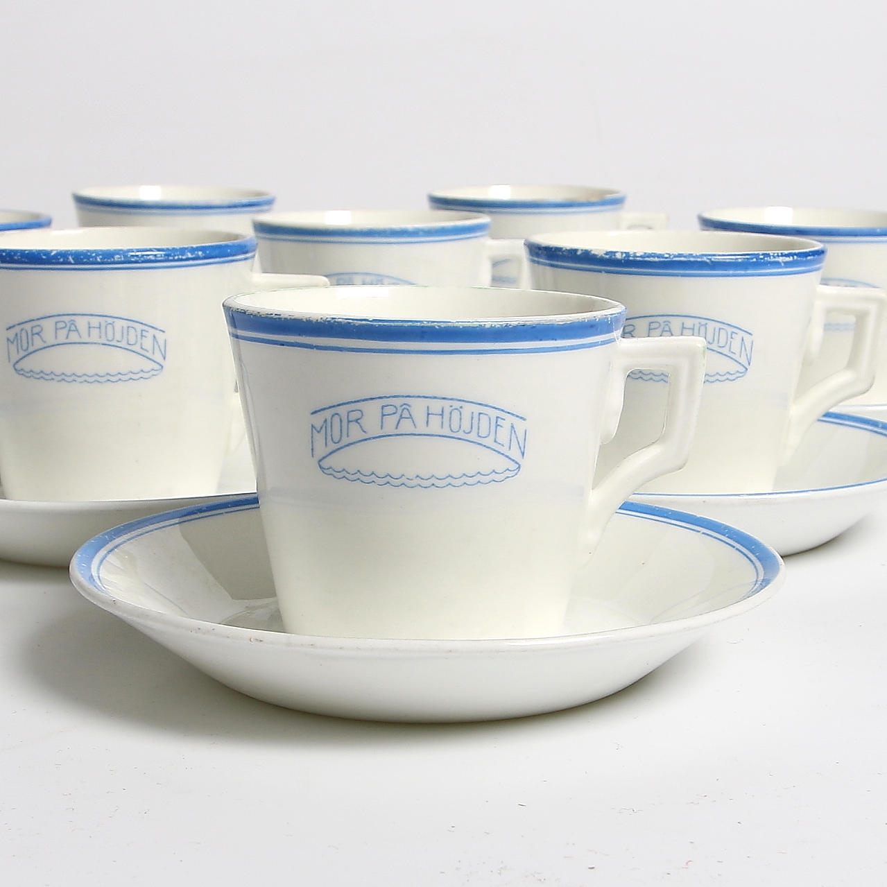 KAFFESERVIS, 16-delar, benporslin "Mor på höjden", Gustavsberg.