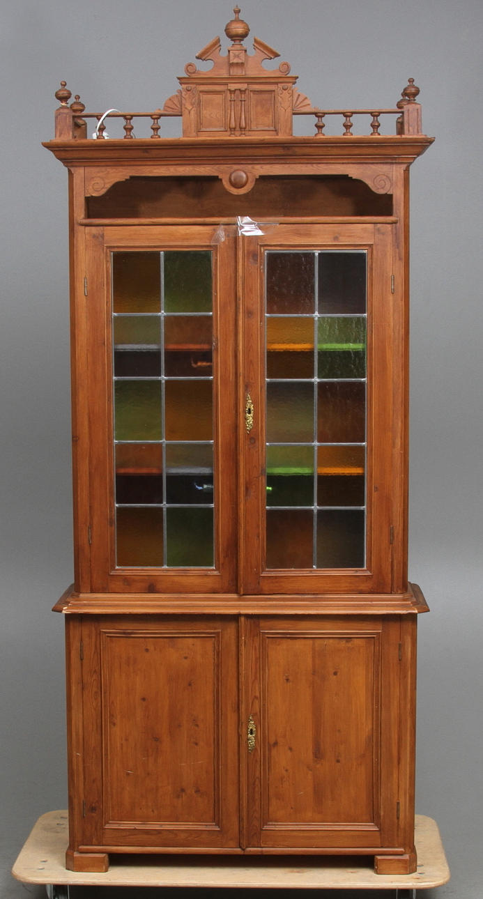 BOKSKÅP, nyrenässans, sekelskiftet 1900.