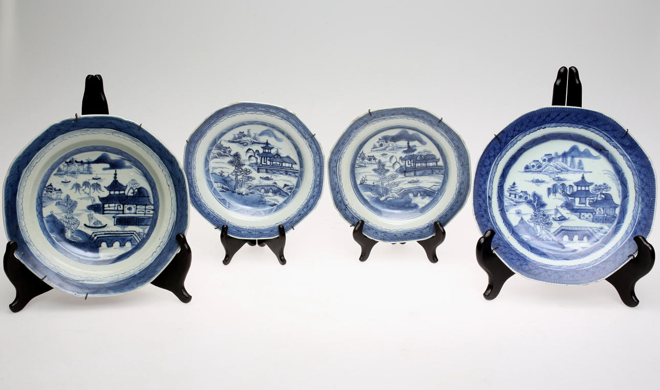 KINA, 1700/1800-tal, kompaniporslin, pagodmönstrade.