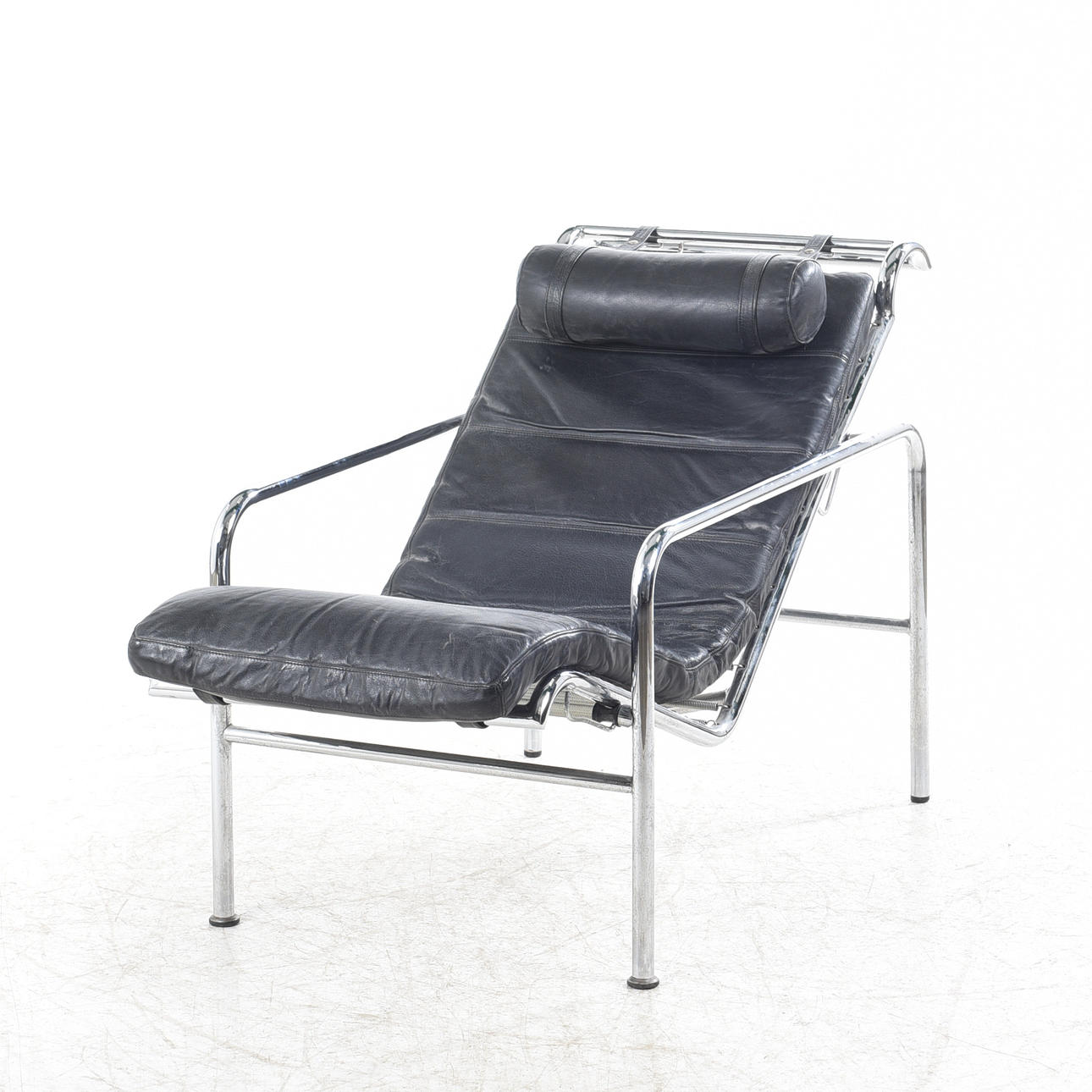 GABRIELE MUCCHI, Relaxsessel Genni.