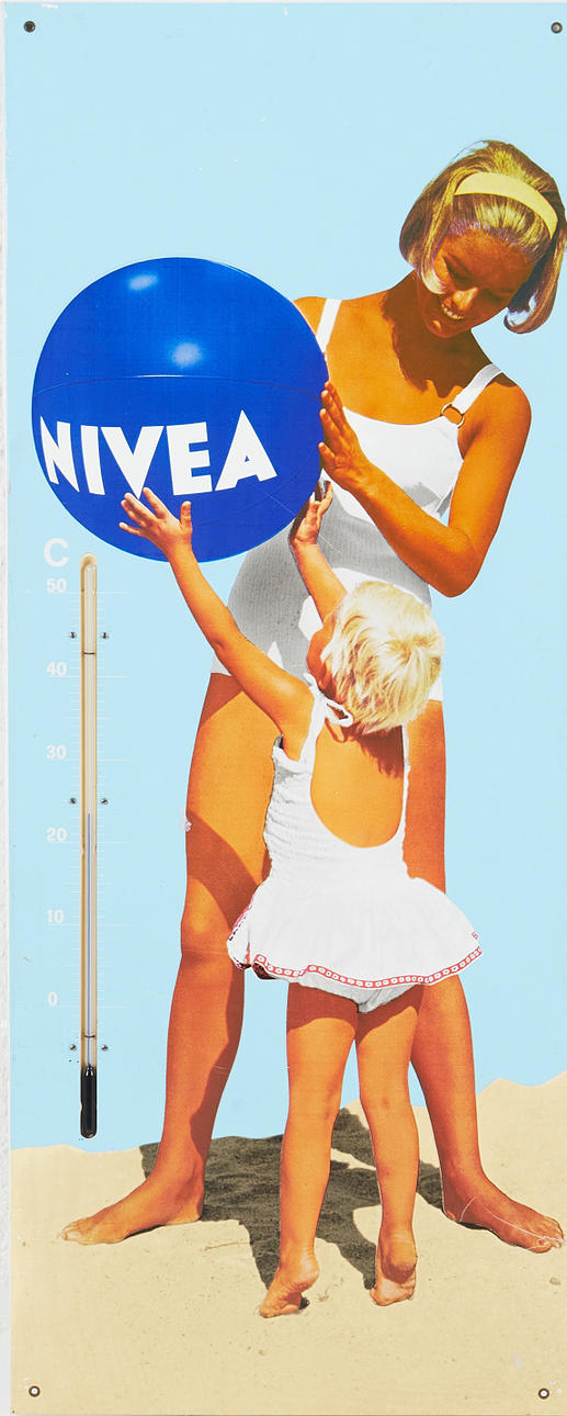 REKLAMESKILT med termometer, Nivea, 1960'erne.