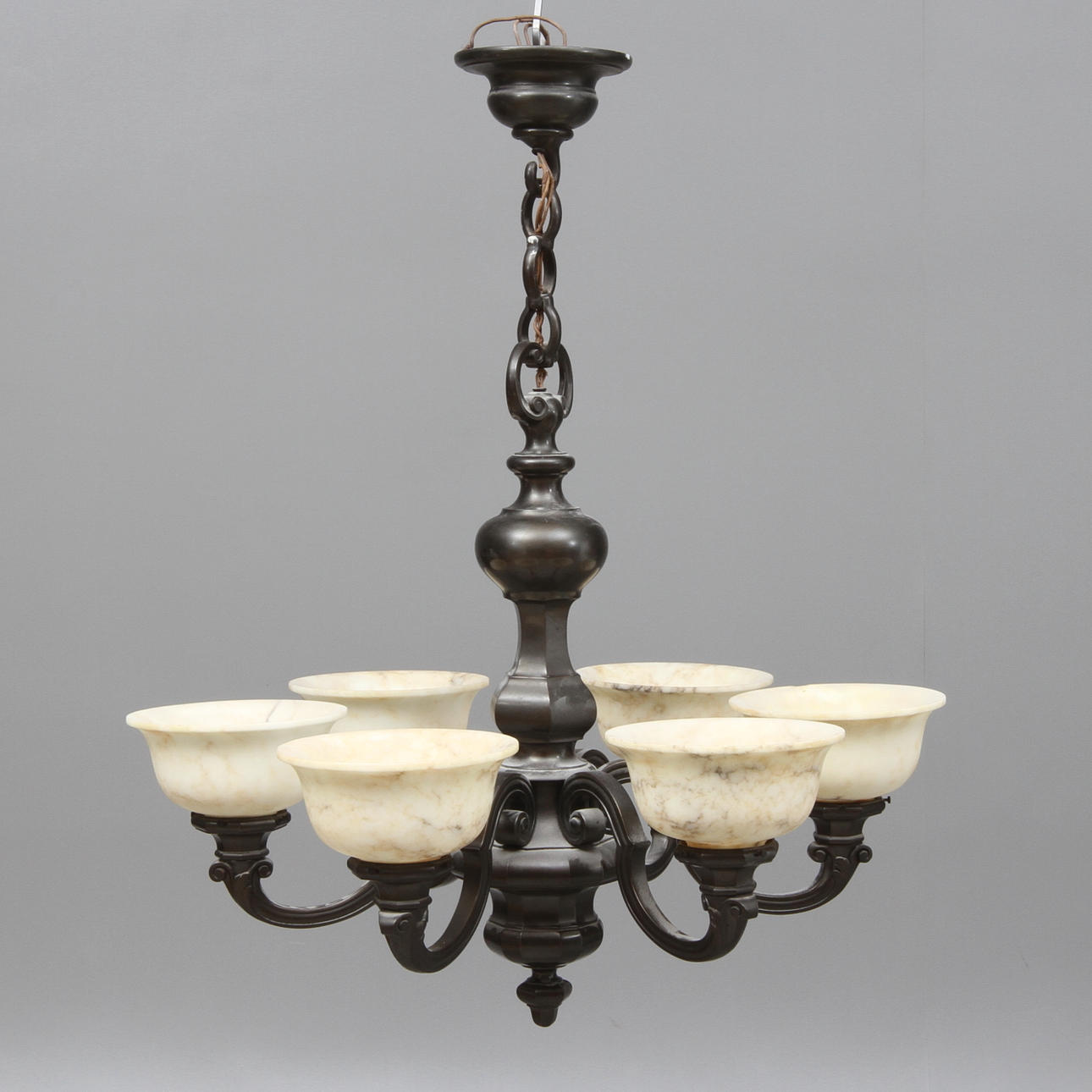 TAKLAMPA, 1900-talets första hälft.