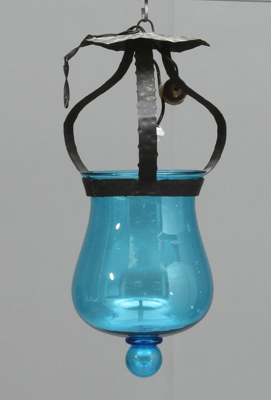 TAKLYKTA, glas och metall, 1900-tal.