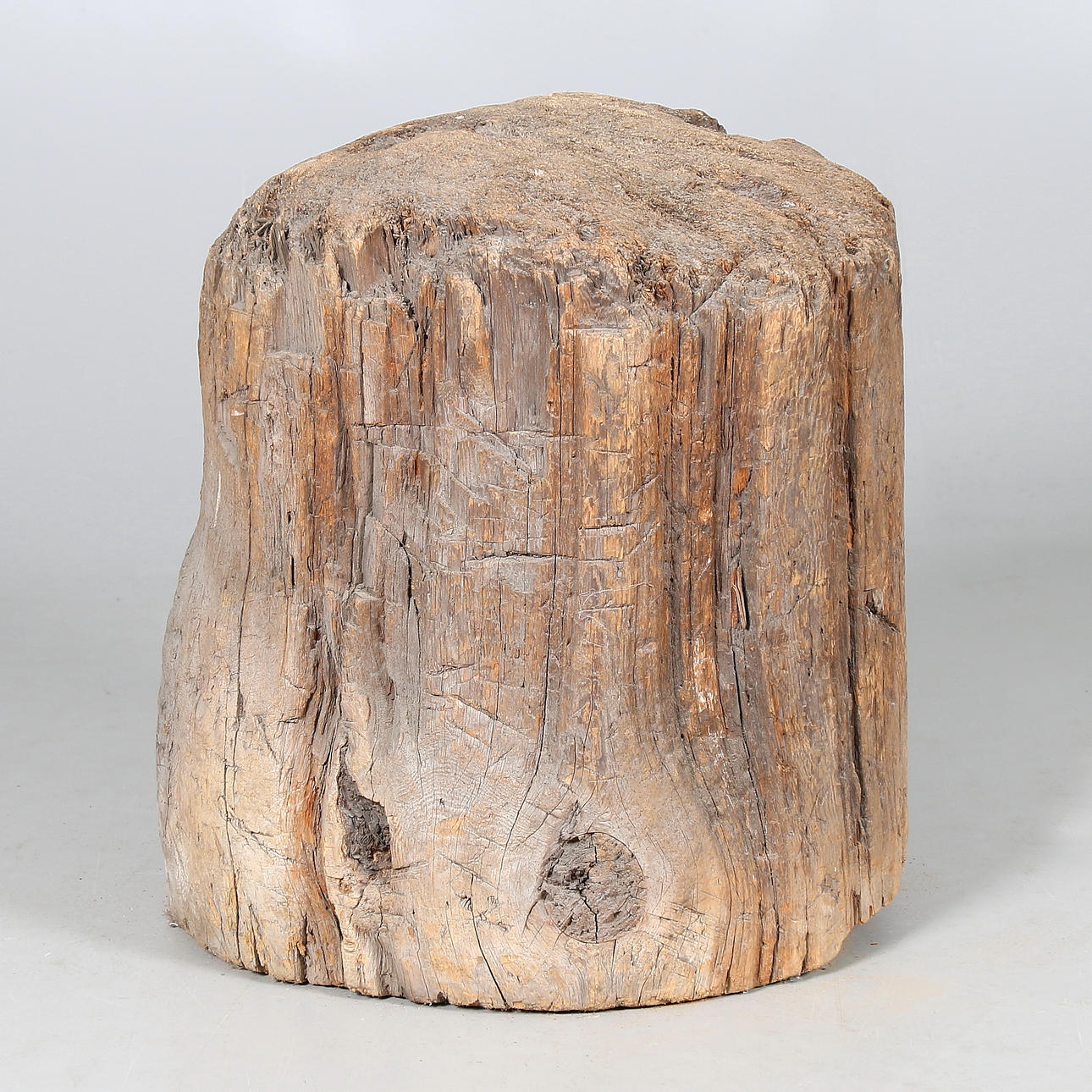 HUGGKUBB, allmoge, från Ingmar Bergmans film - "Jungfrukällan", 15/1600-tal.