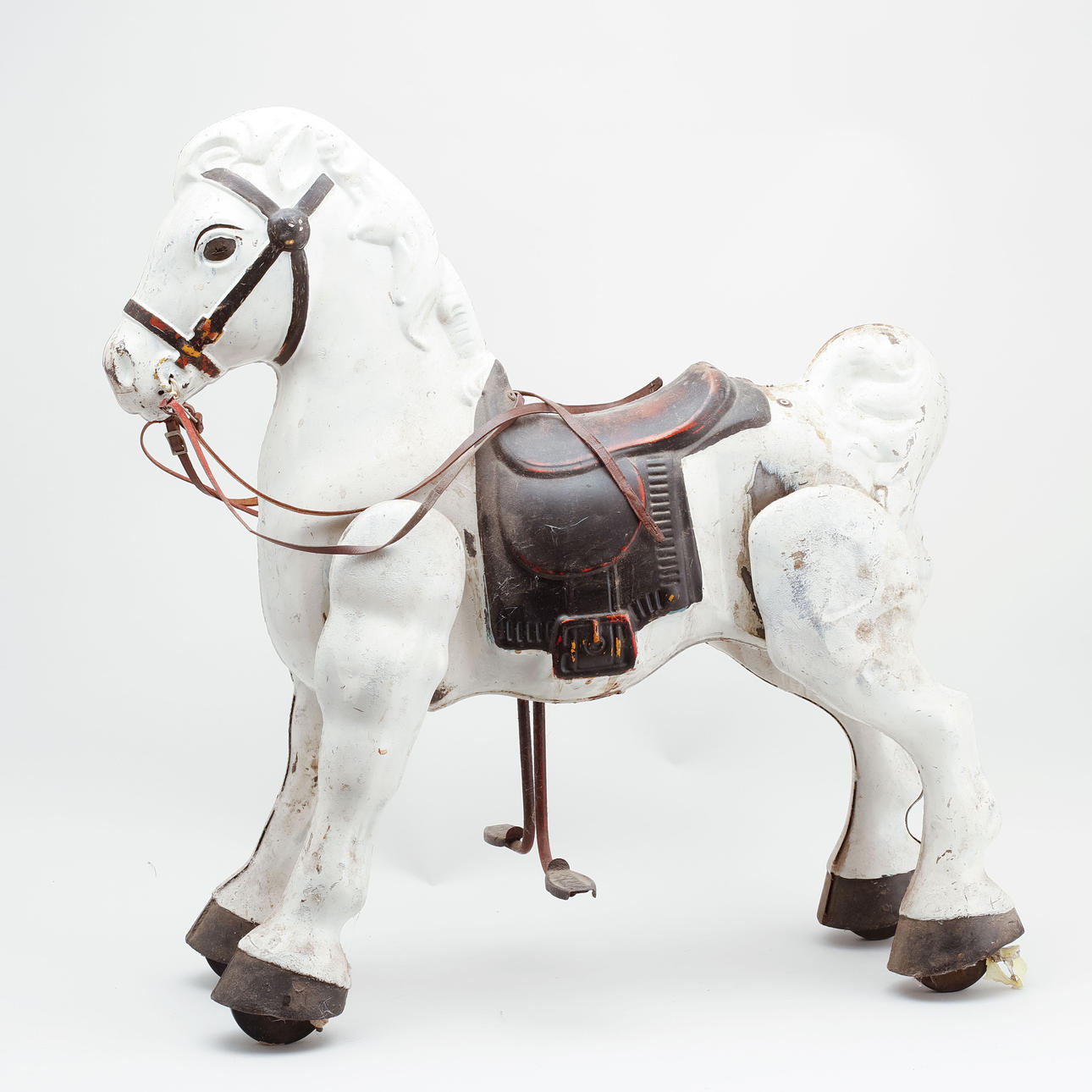 LEGETØJSHEST PÅ HJUL, 1900-tallet.