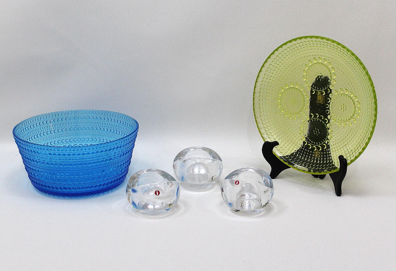 PARTI GLAS 5 delar Iittala, en skål ett fat designe Kastehelmi tre ljusstakar.