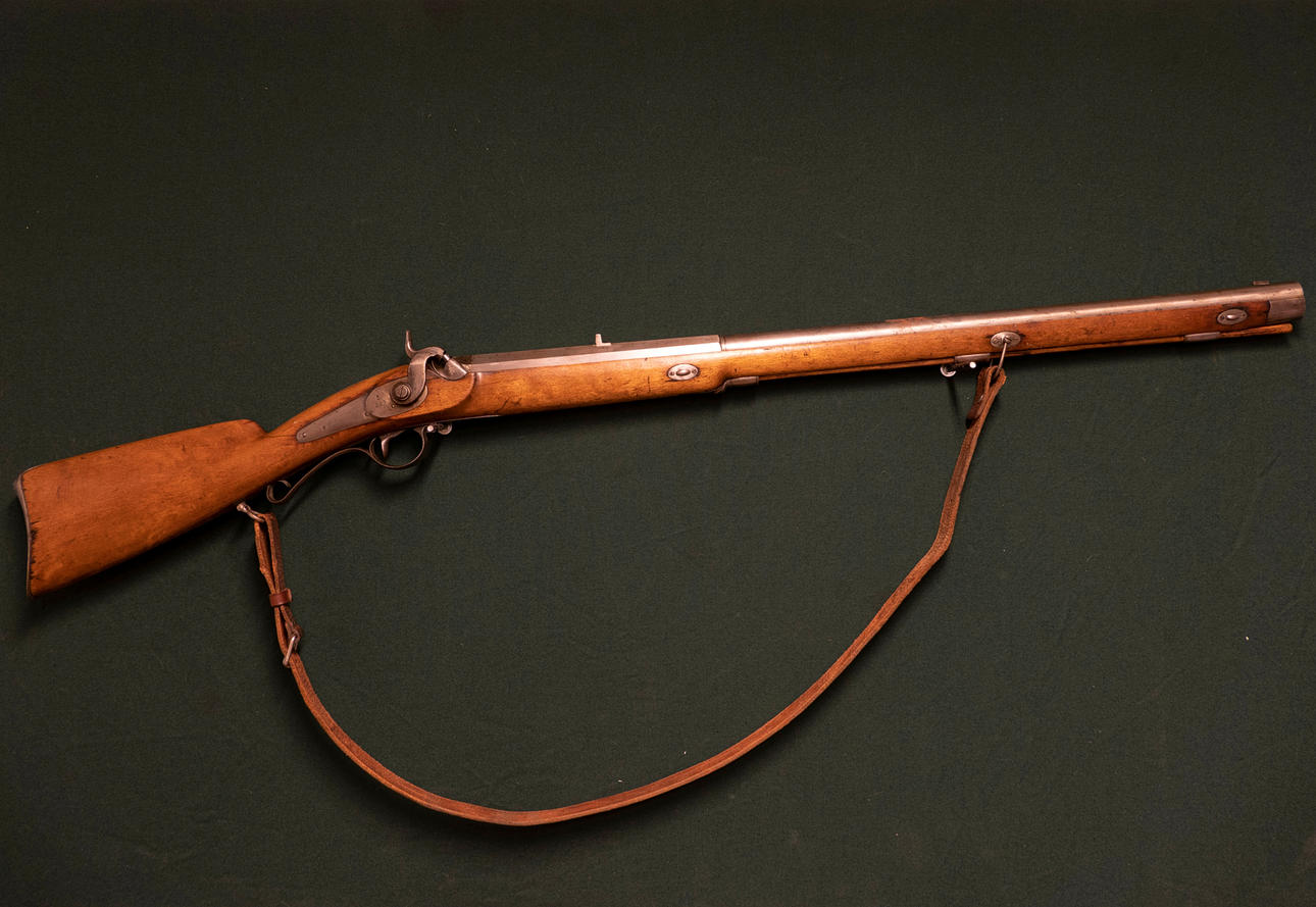 CARL-GUSTAF. Gorila cal. 24mm.