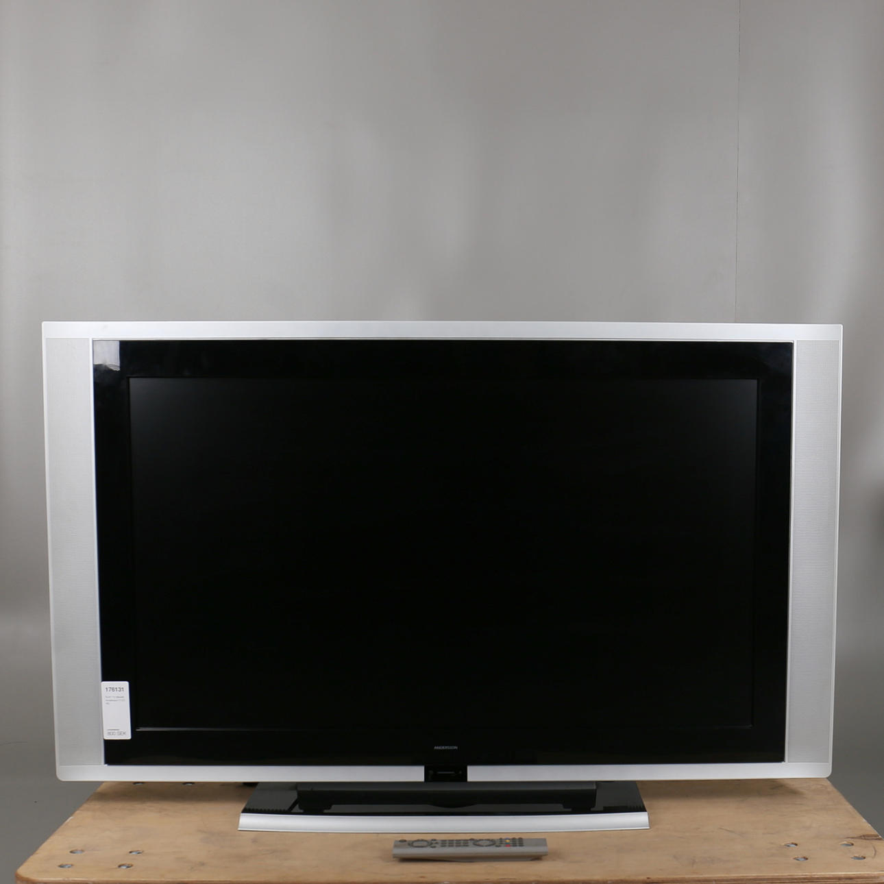 FLAT TV, Modell Andersson Y120 HD.