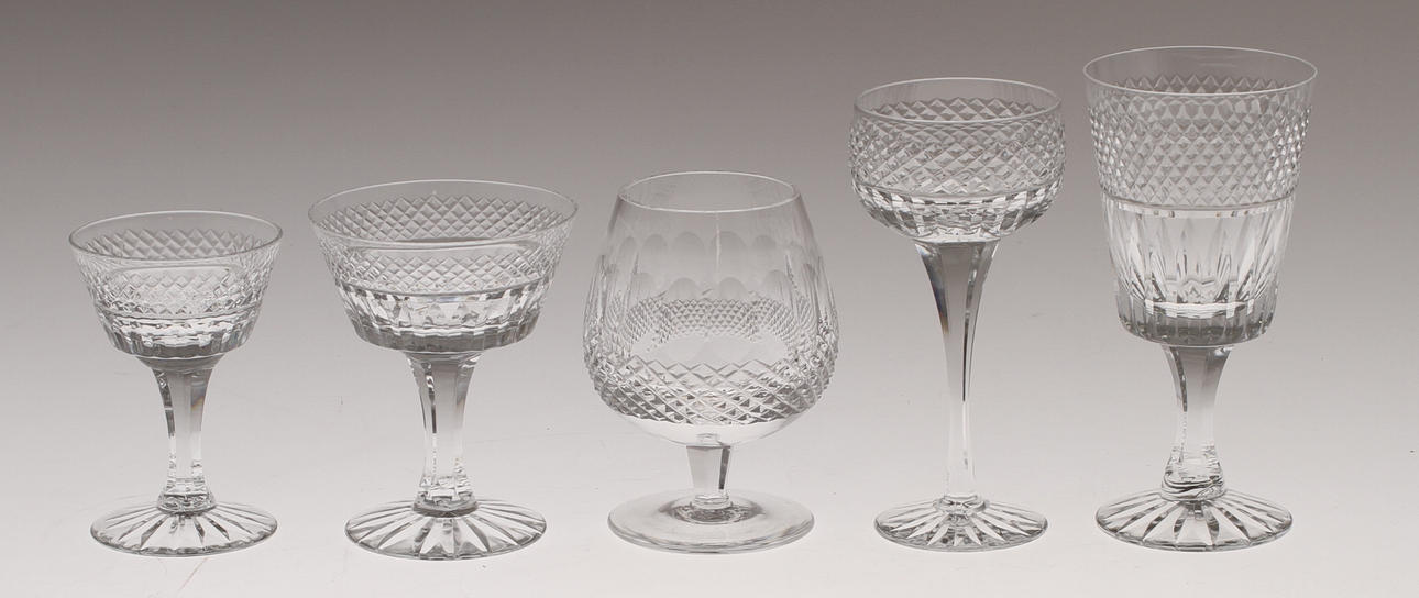 GLASSERVISDELAR, Waterford glass limted, Irland, 1900-tal.