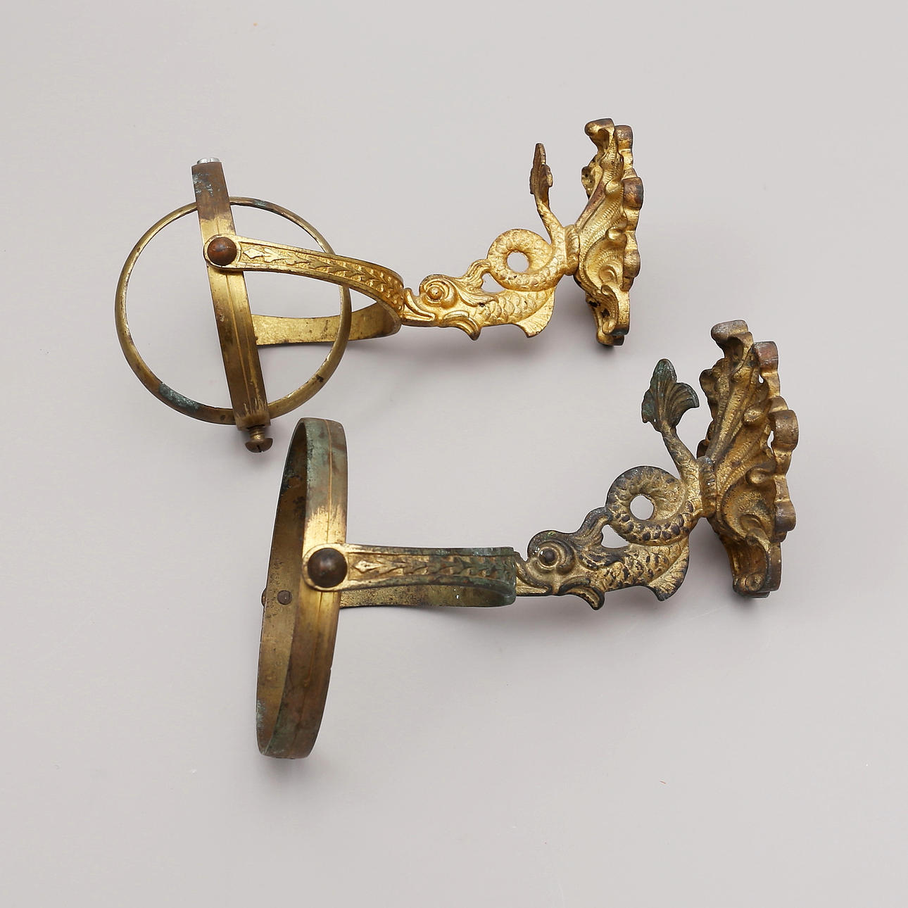 KOMPASSHALTER für Segelschiffe, Messing, 19./20. Jahrhundert.