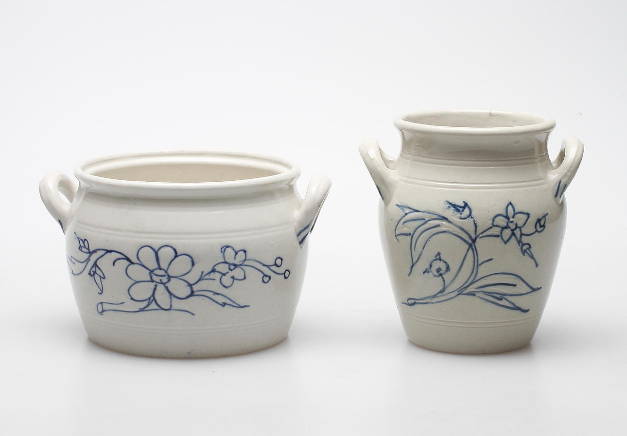 KRUS, 2 st, Rörstrand, tidigt 1900-tal.