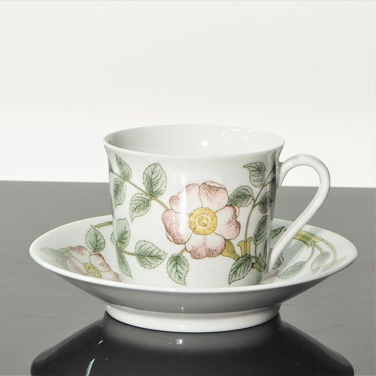 KAFFEKOPPAR, 6 st, Nyponros, Rörstrand.