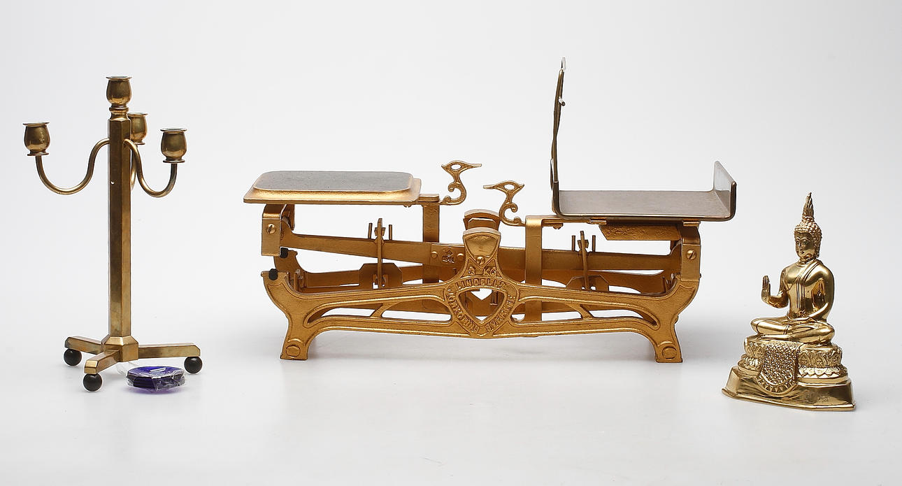 VÅG, KANDELABER samt STATY, 1800-1900-tal.