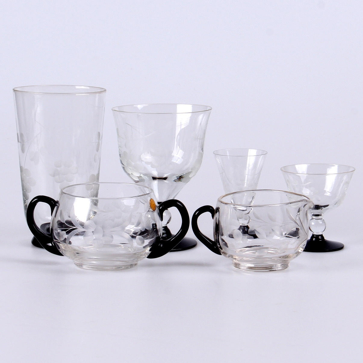 GLASSERVIS, 20 delar, med etsad dekor, Kosta, 1900-tal.