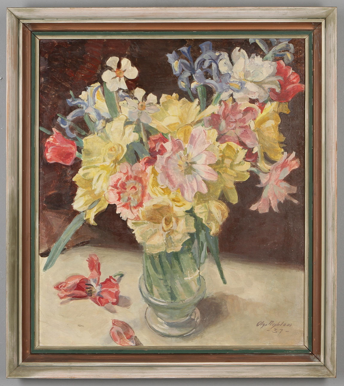 OLGA NYLUND. Blomsterstilleben, olja på pannå, signerad och daterad -37.