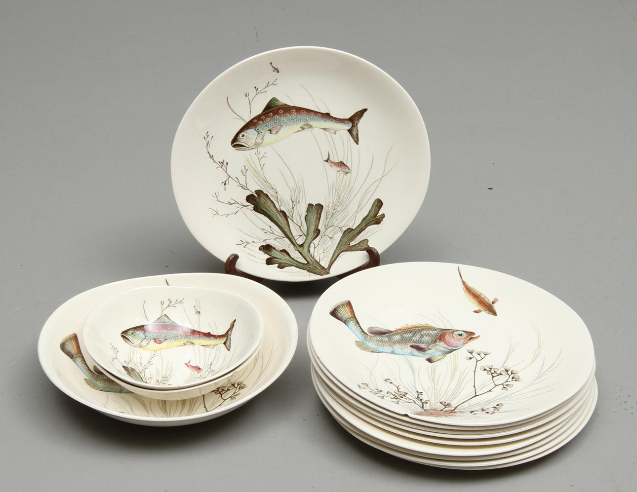 FISKTALLRIKAR, 10 st, SKÅLAR 2 + 1 st., porslin, Johnson Bros "Fish".