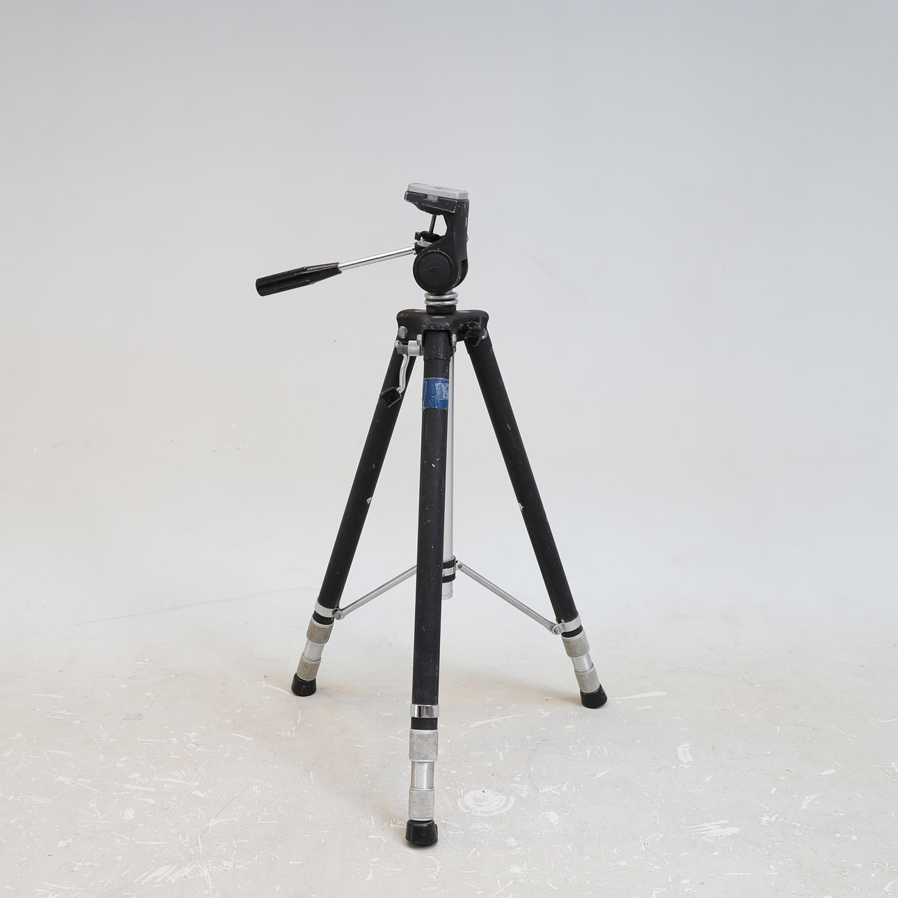 STATIV, Slik, Japan.