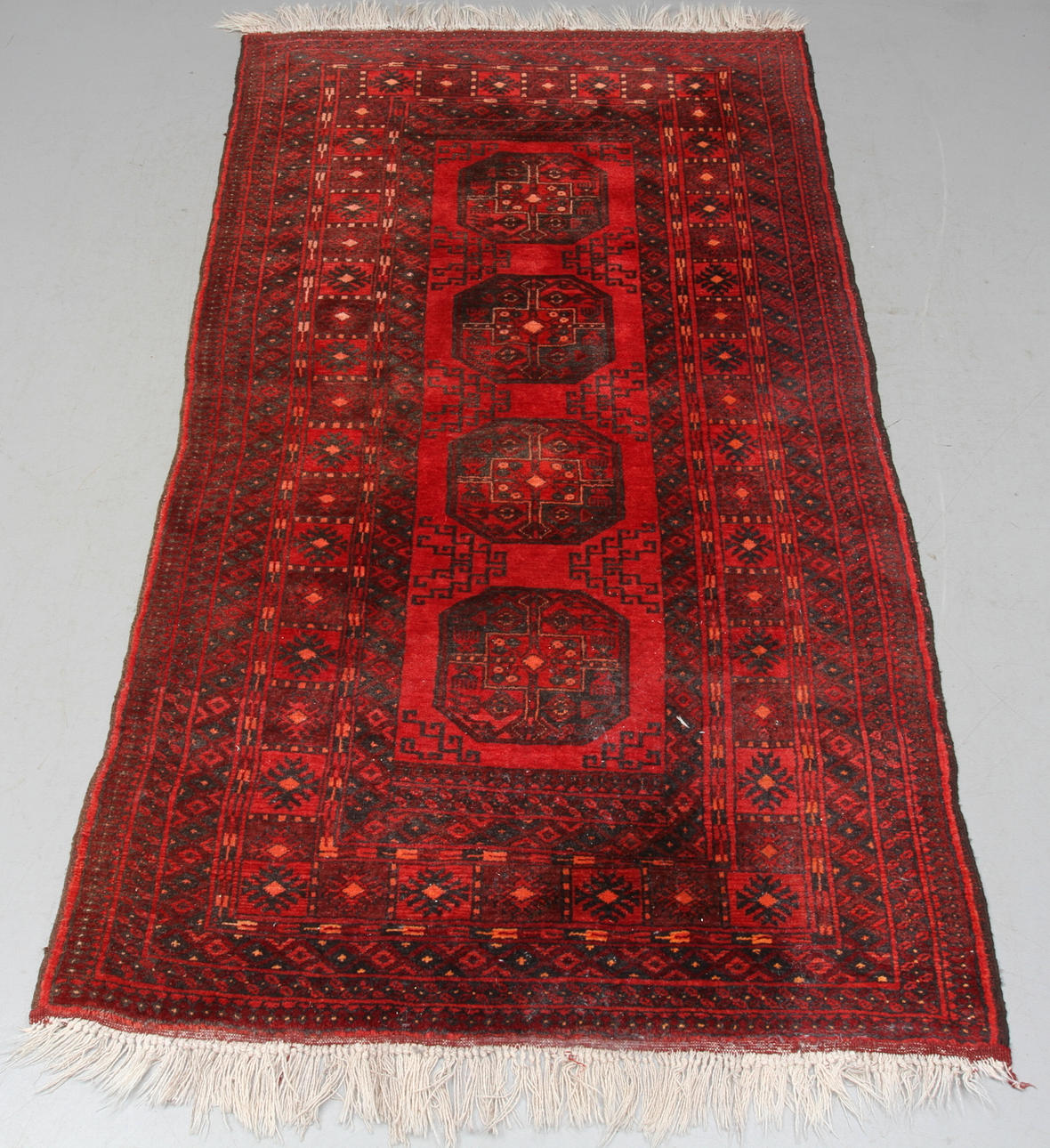 MATTA, orientalisk, ca 231 x 129 - 132 cm.