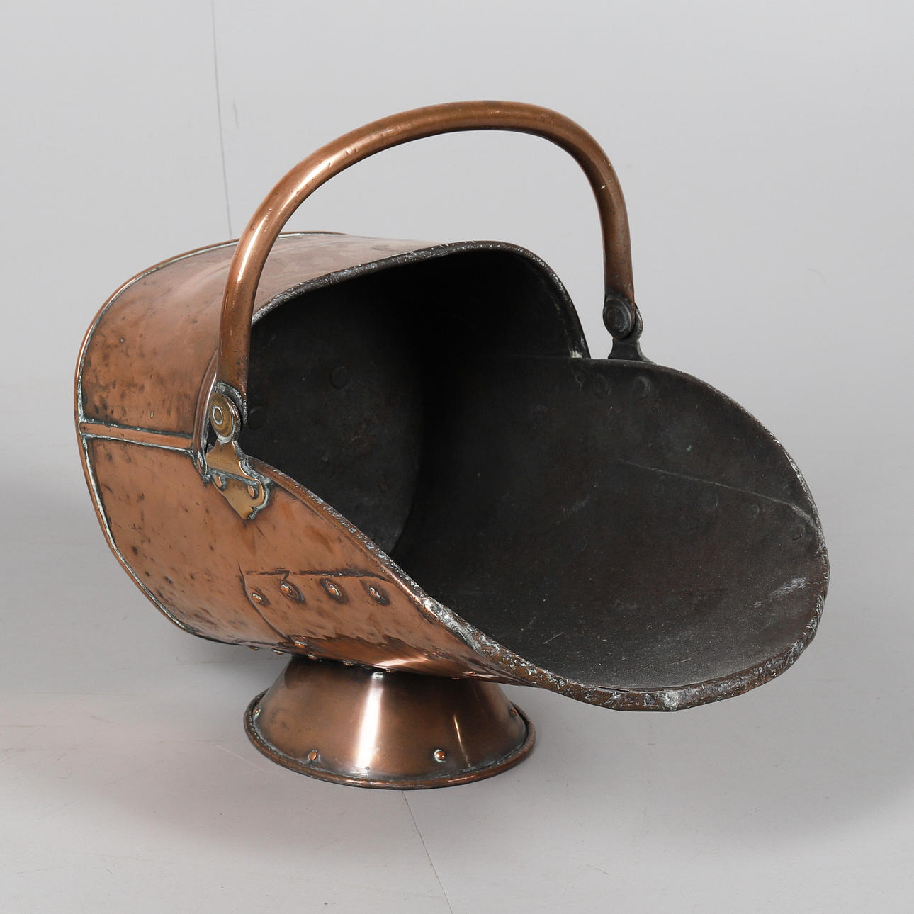 EINE SPÄTE VIKTORIANISCHE KOHLE SCHÜTZE.