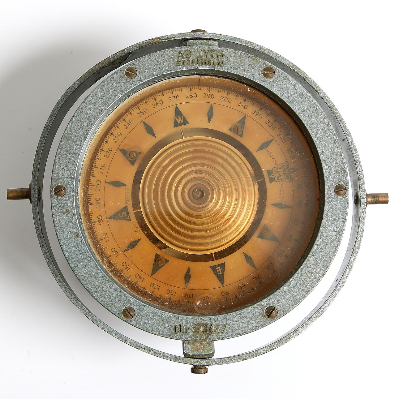 FARTYGSKOMPASS, Lyth AB, Stockholm, numrerad 30457. 1900-talets andra hälft.