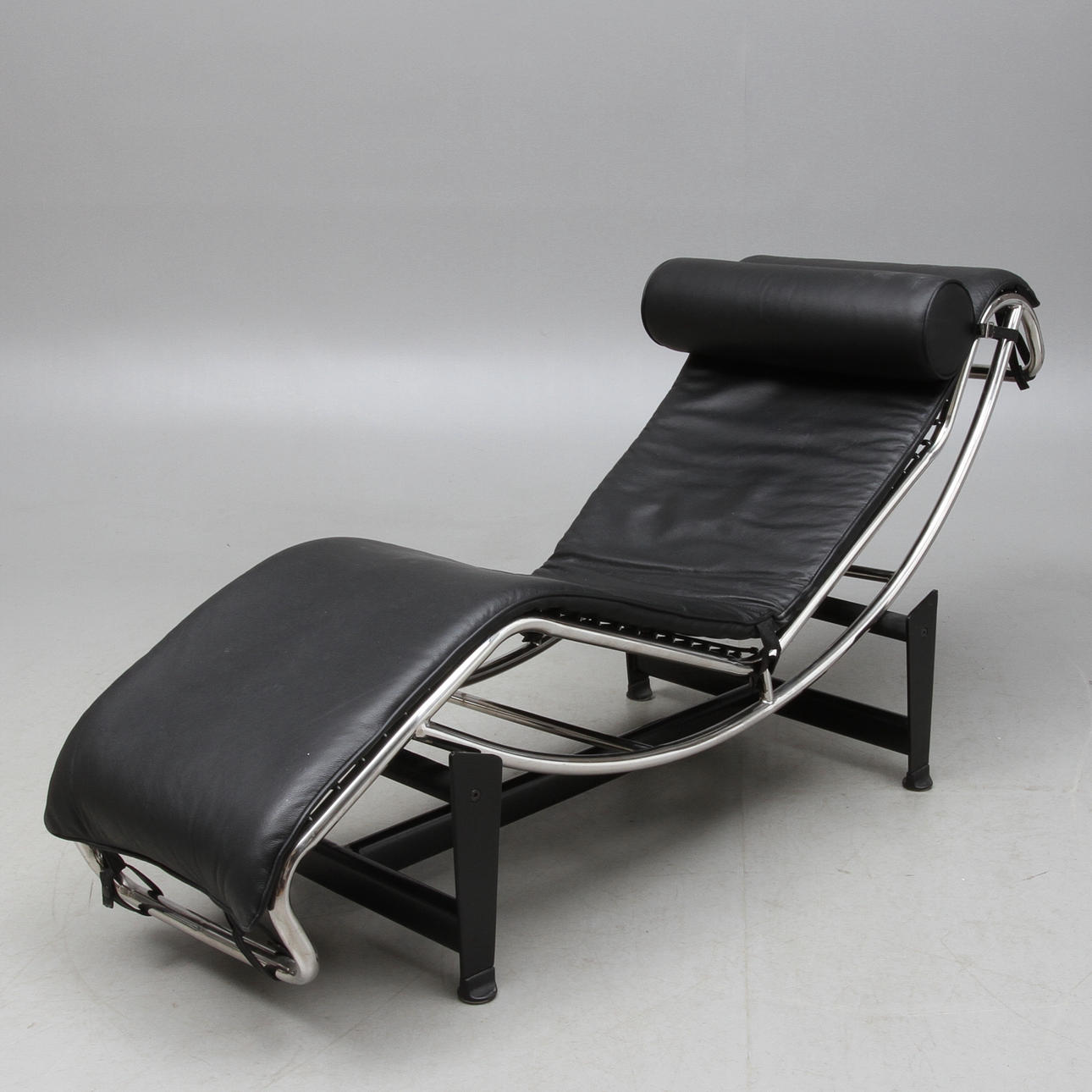 VILSTOL, Efter Le Corbusier, LC4, 2000-tal.