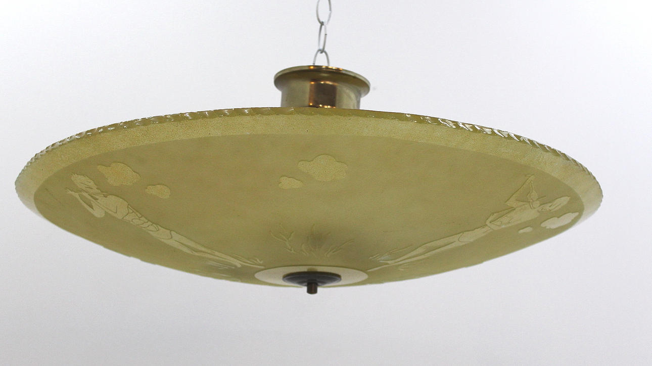 PLAFOND av glas höjd 24 cm.