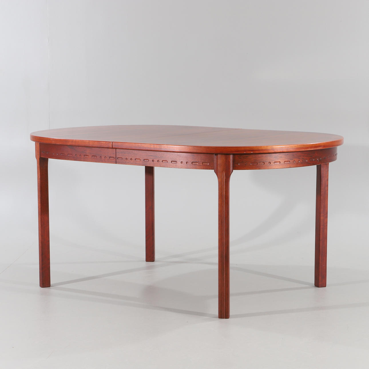 DINING ROOM TABLE, jacaranda, model RIMBO, LB Design Group, Troeds.