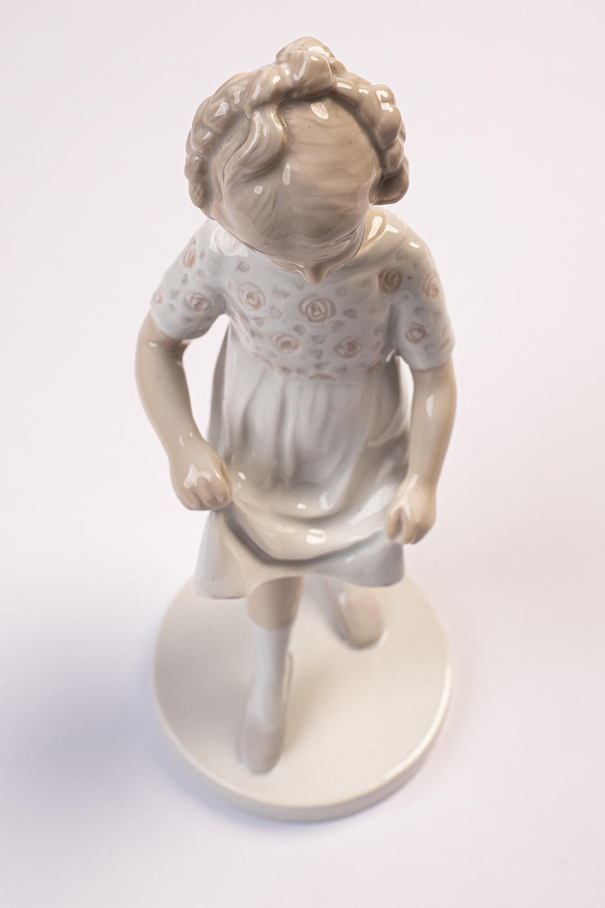 MICHAELA AHLMANN. Michaela Ahlmann, Bing & Grøndahl / B&G