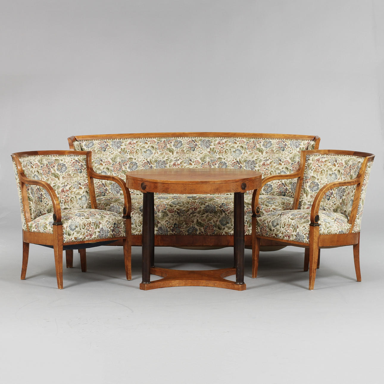 SALONGSGRUPP, 4 delar, 1900-talets början.