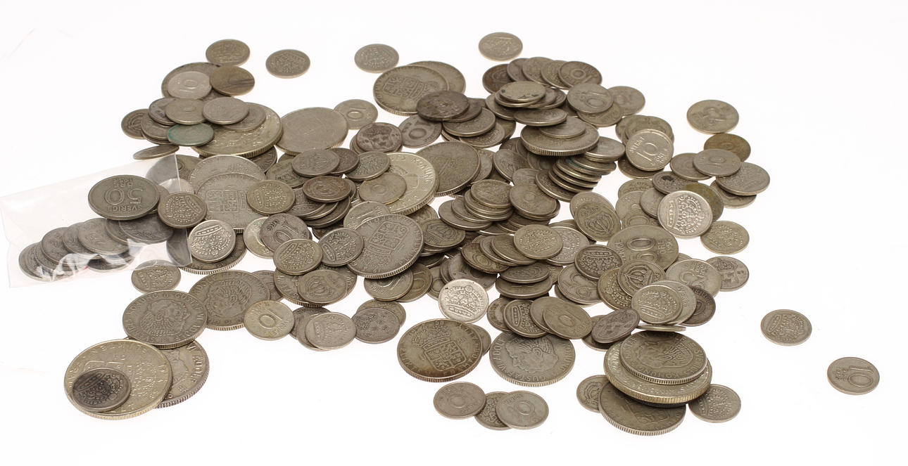 PARTI DIVERSE SVENSKA MYNT, silver, Finsilver vikt ca 230 g.