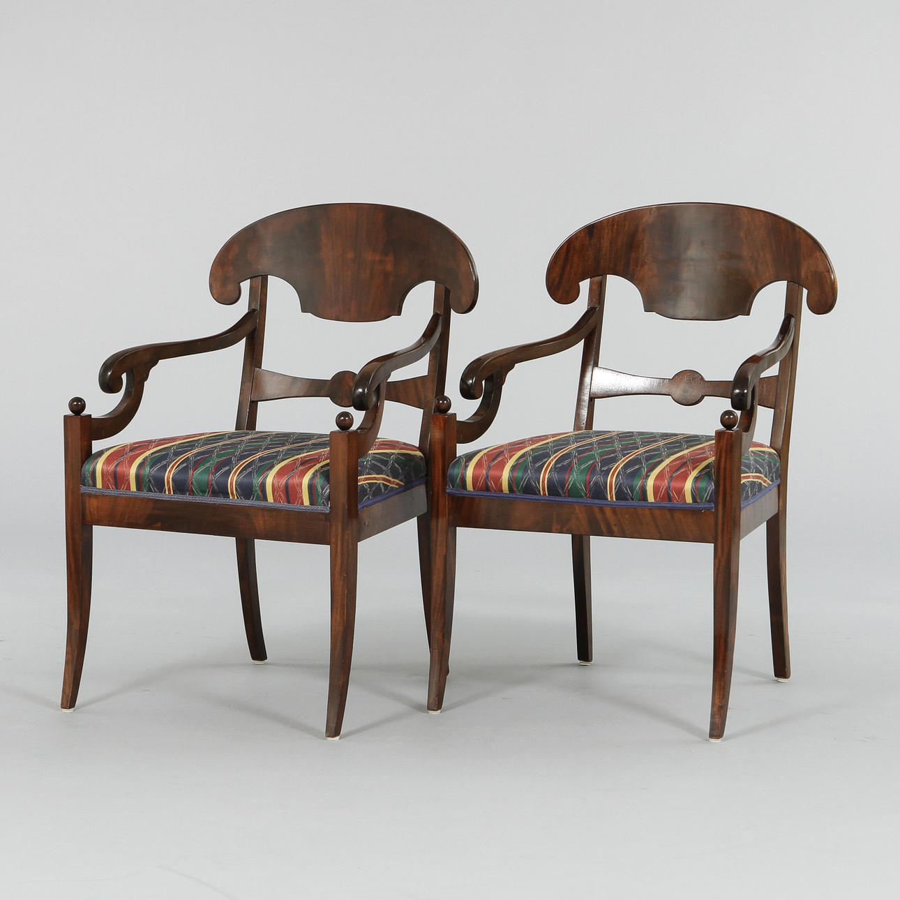 KARMSTOLAR, ett par, Karl-Johan, 1800-tal.