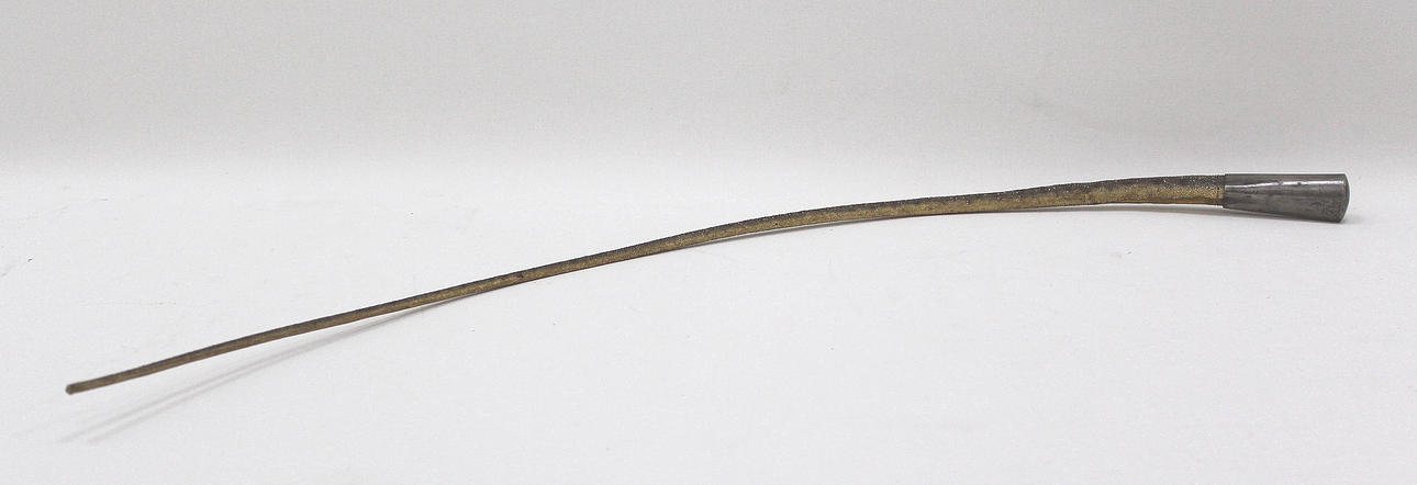 G WIKSTRÖM. PISKA av ödlesvans och silver, från 1915.