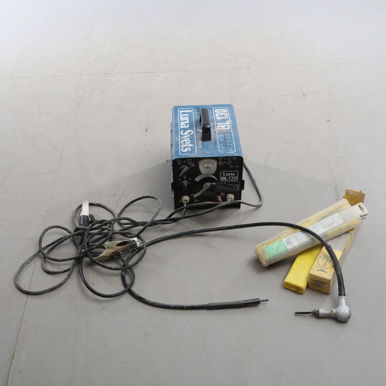 ELSVETS, Luna ,W150.