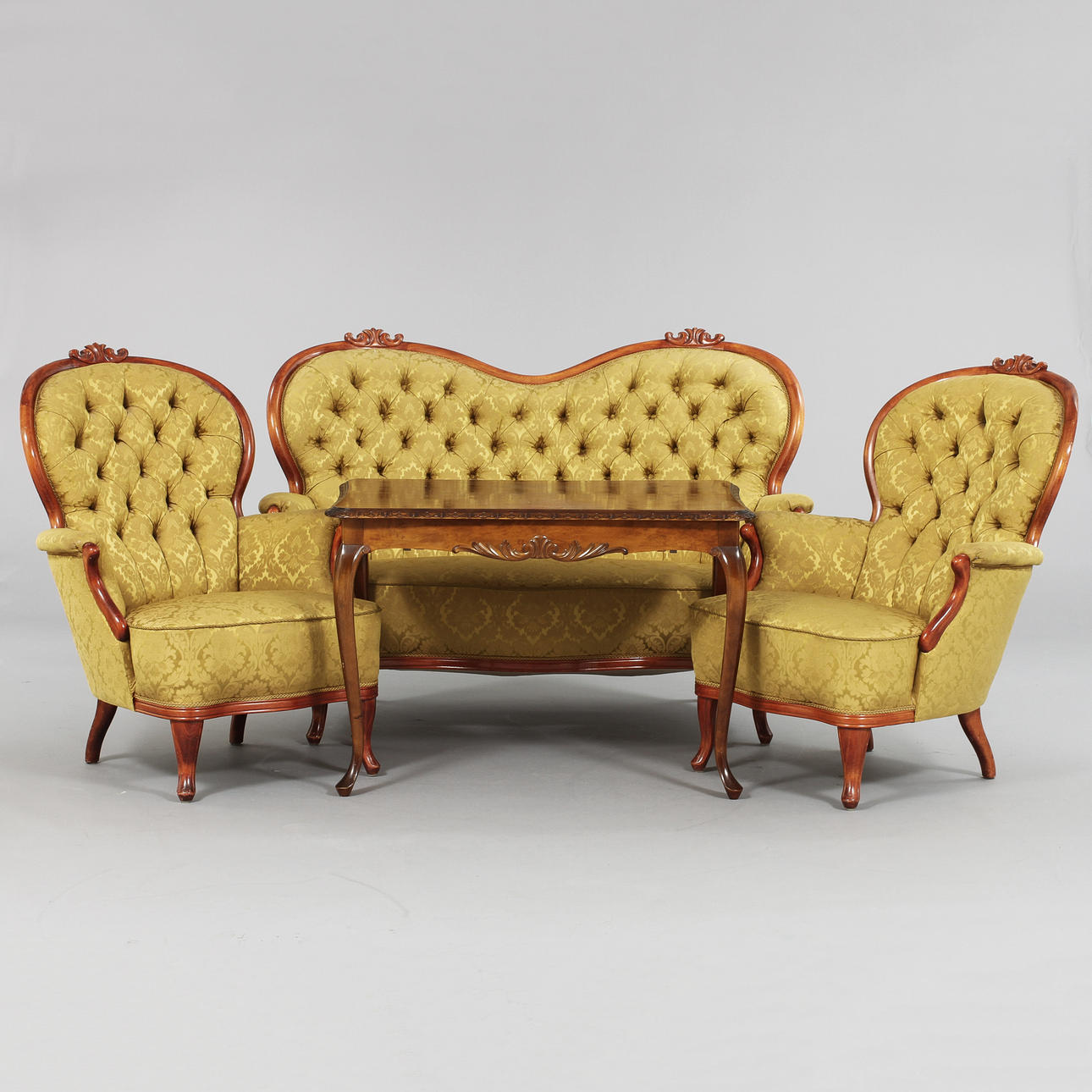 SOFFGRUPPSDELAR, 4 st, rokokostil, 1900-tal.