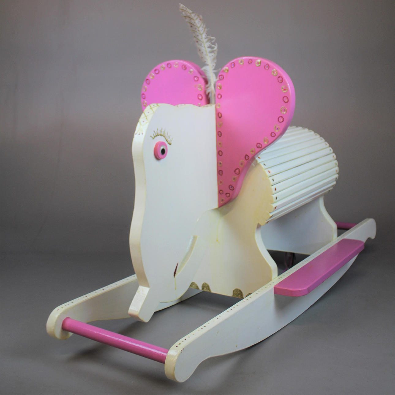 COLUMPIO ELEFANTE en madera pintada.