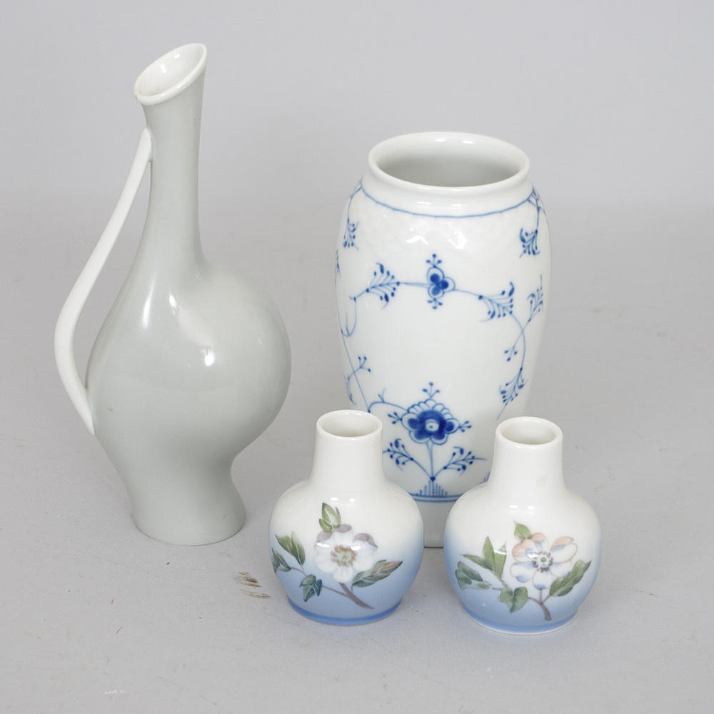 VASER, 4 stycken, porslin, Royal Copenhagen, Bong & Gröndal samt Rosenthal.