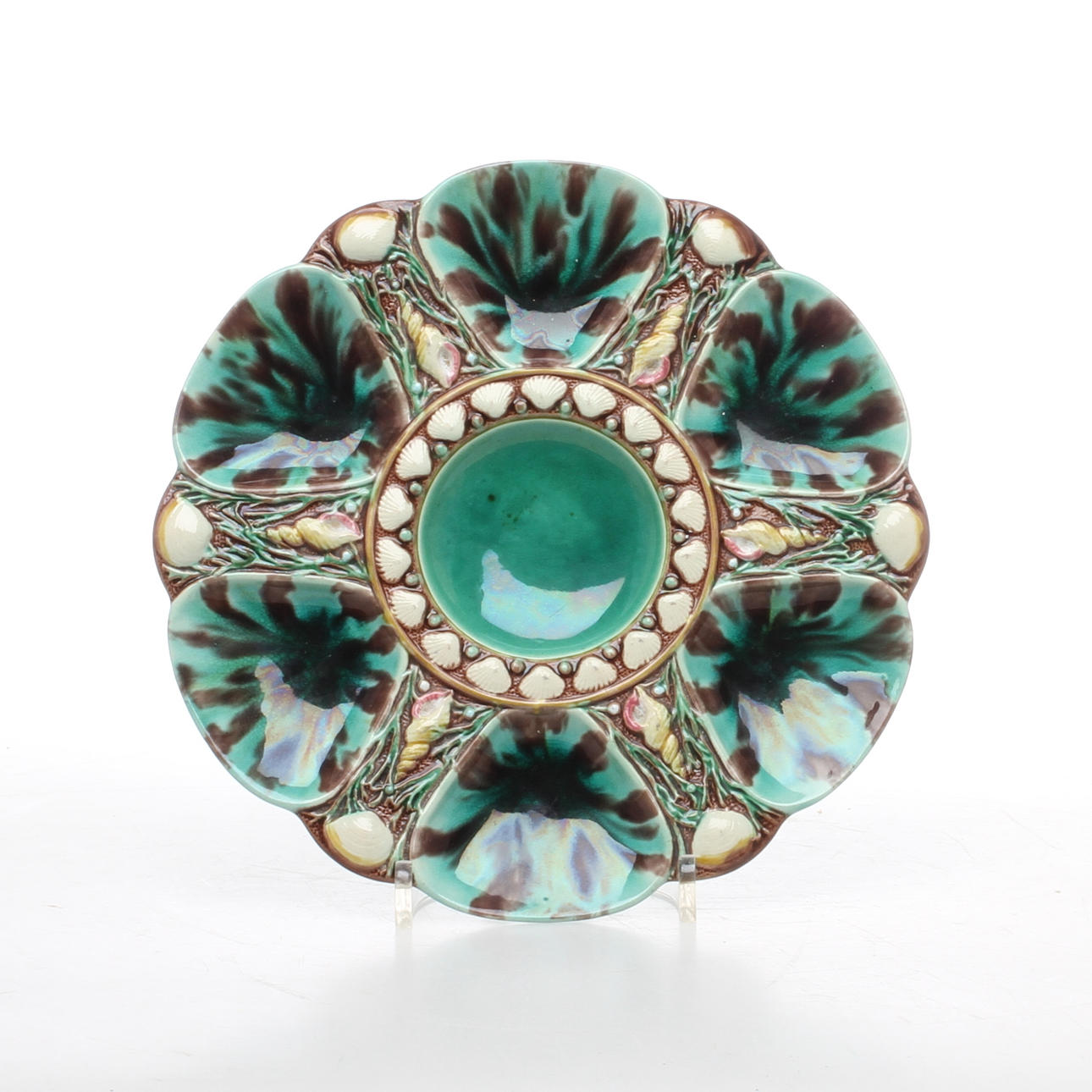 OSTRONFAT, majolika, Minton, England, 1800-talets andra hälft.