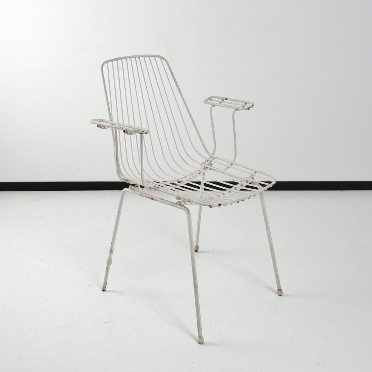 Drahtstuhl / Terassenmobiliar der 1950er Jahre.
