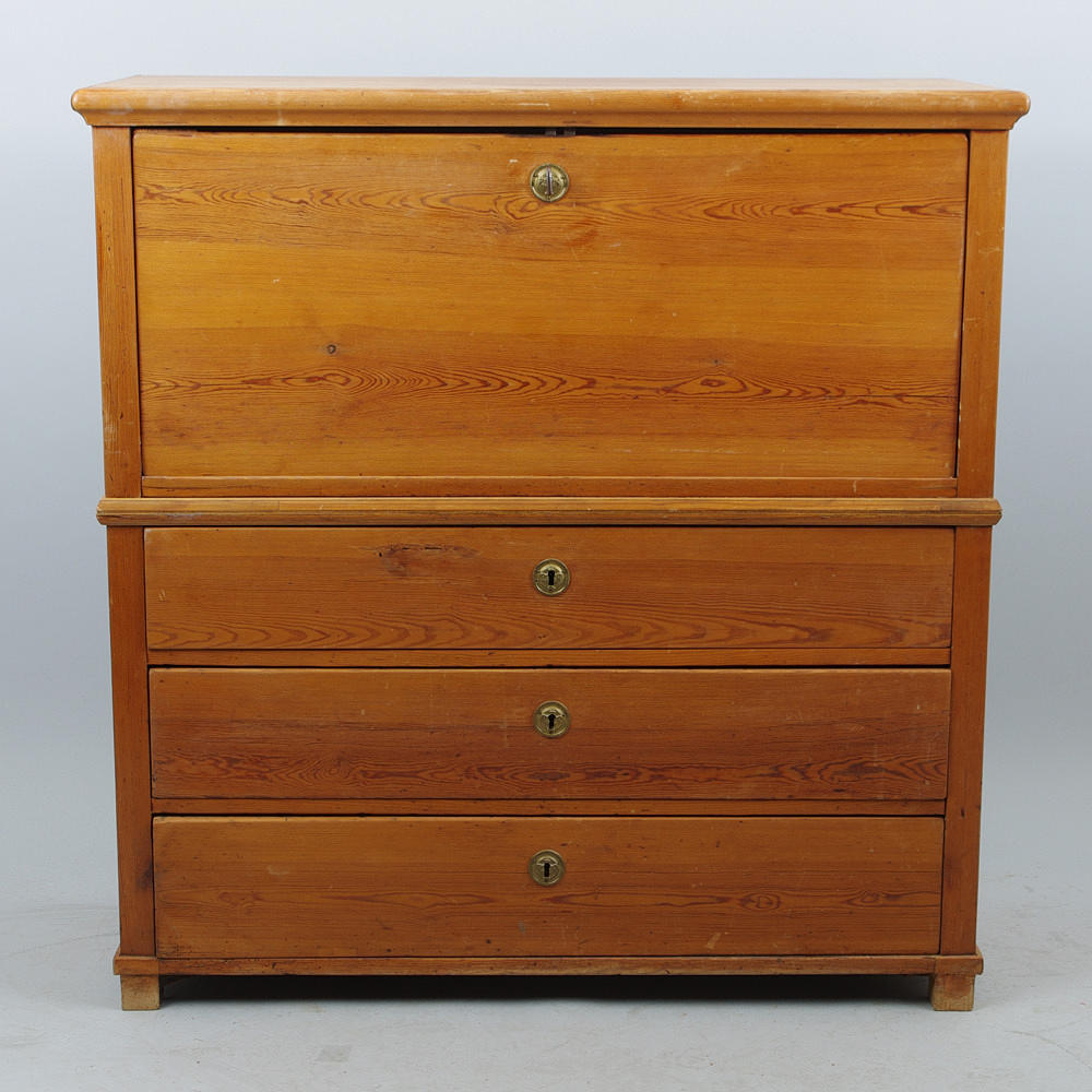 CHIFFONJÉ, fur, tidigt 1900-tal.