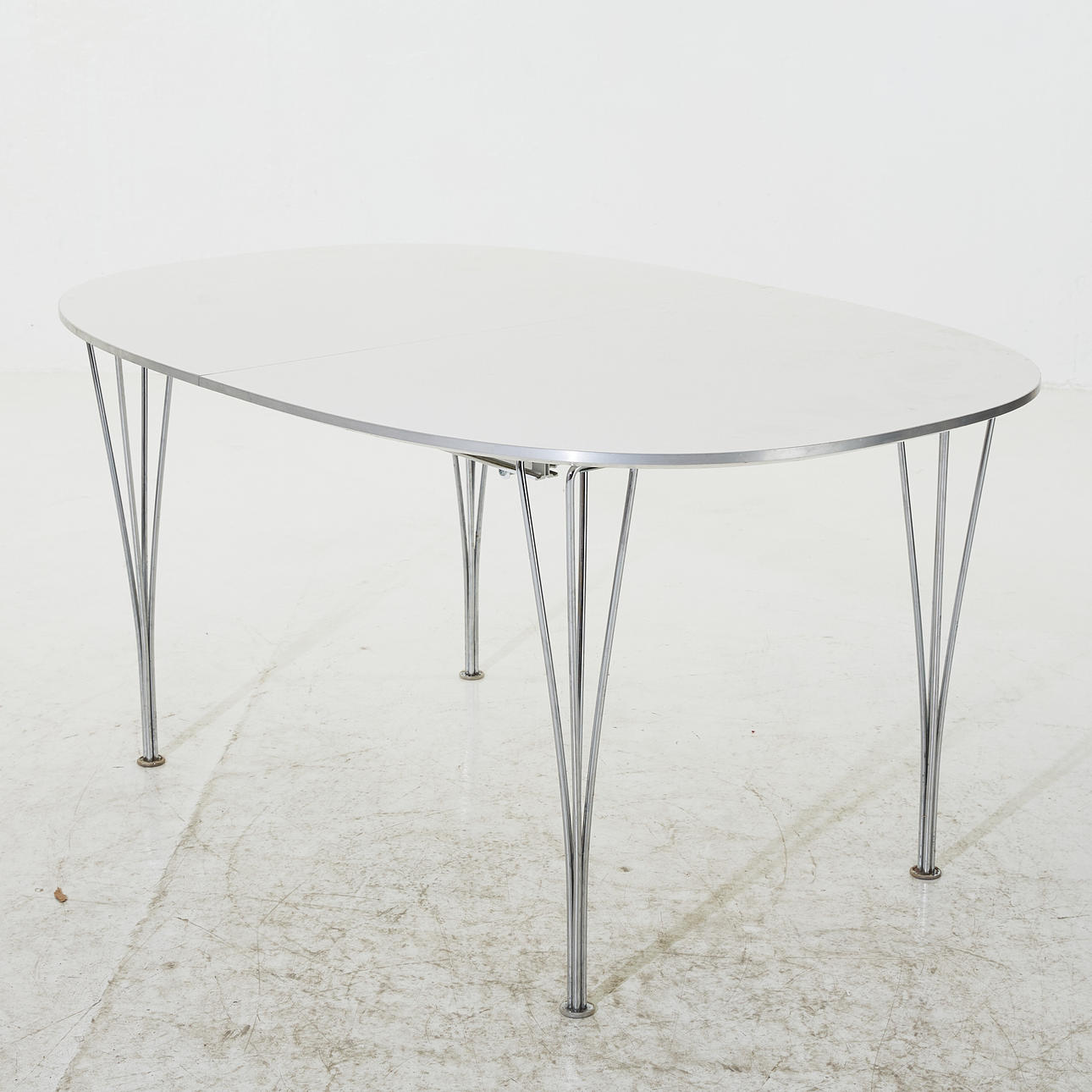 BRUNO MATHSSON & PIET HEIN, matbord, “Superellips“.