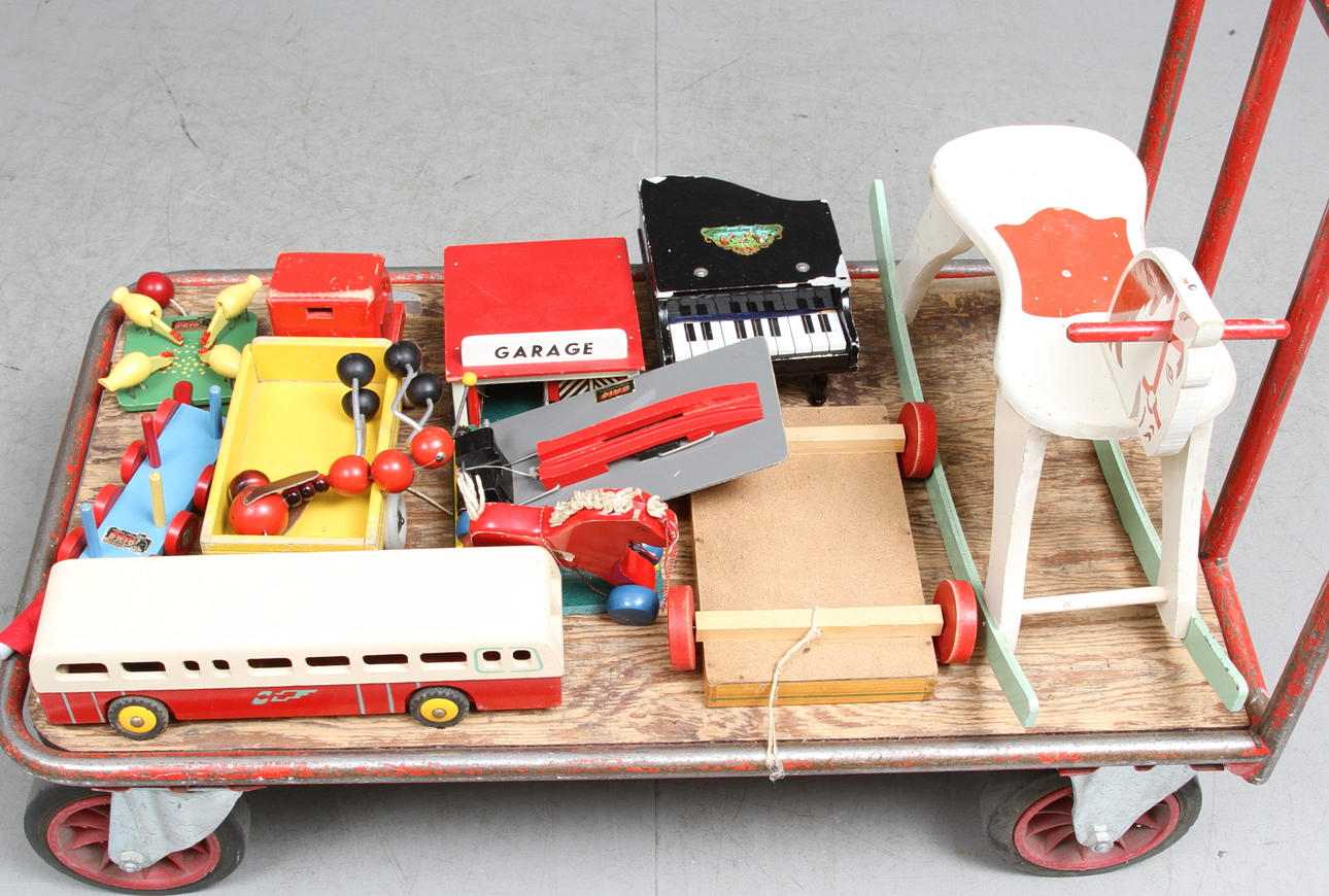 TRÄLEKSAKER, bland annat BRIO.