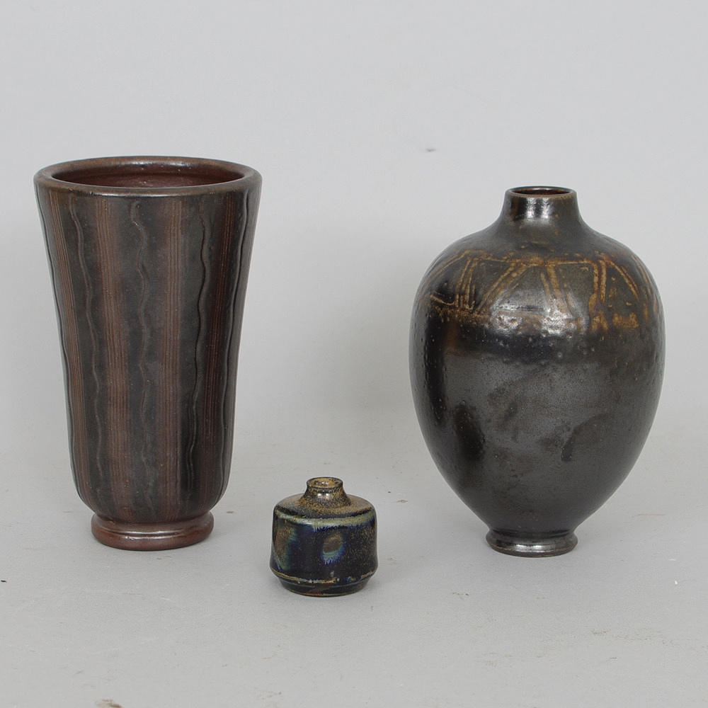 VASER, 3 stycken, keramik, Wallåkra, två stora Arthur Andersson.