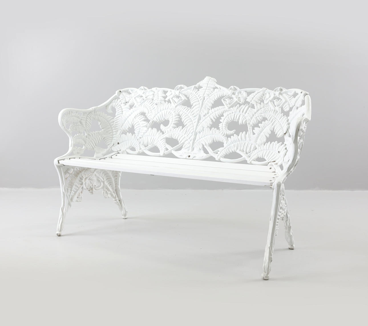 TRÄDGÅRDSSOFFA, "Ormbunkssoffan", gjutjärn, Byarums bruk, 2000-tal.