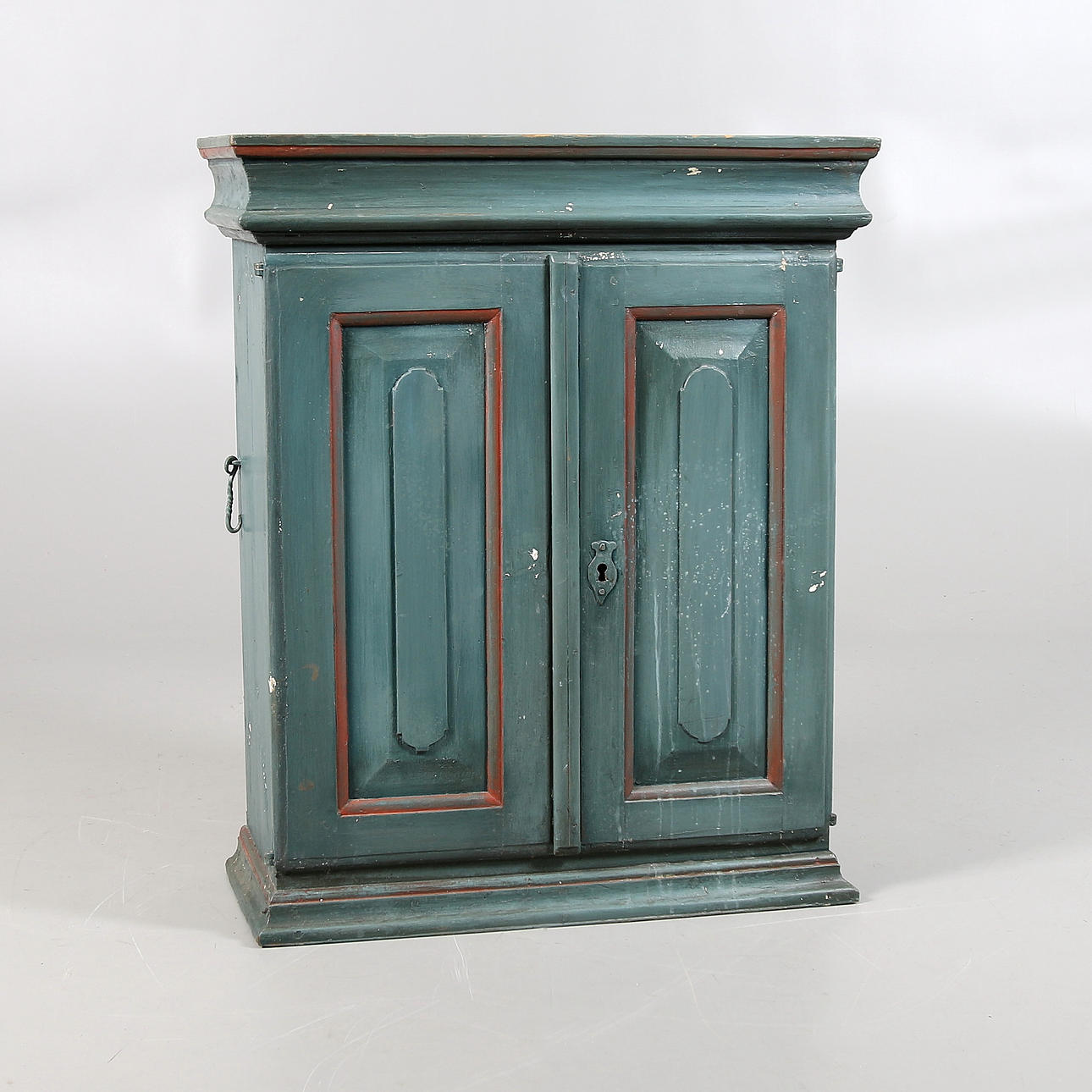 SPRITSKÅP, allmoge. 1800-talets mitt.