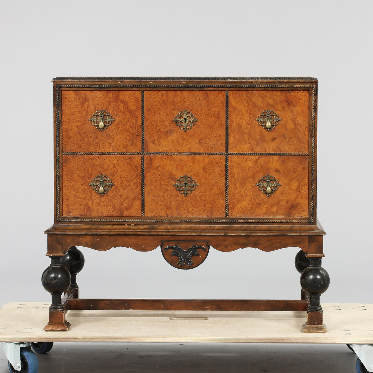 BYRÅ, 1900-talets första hälft.