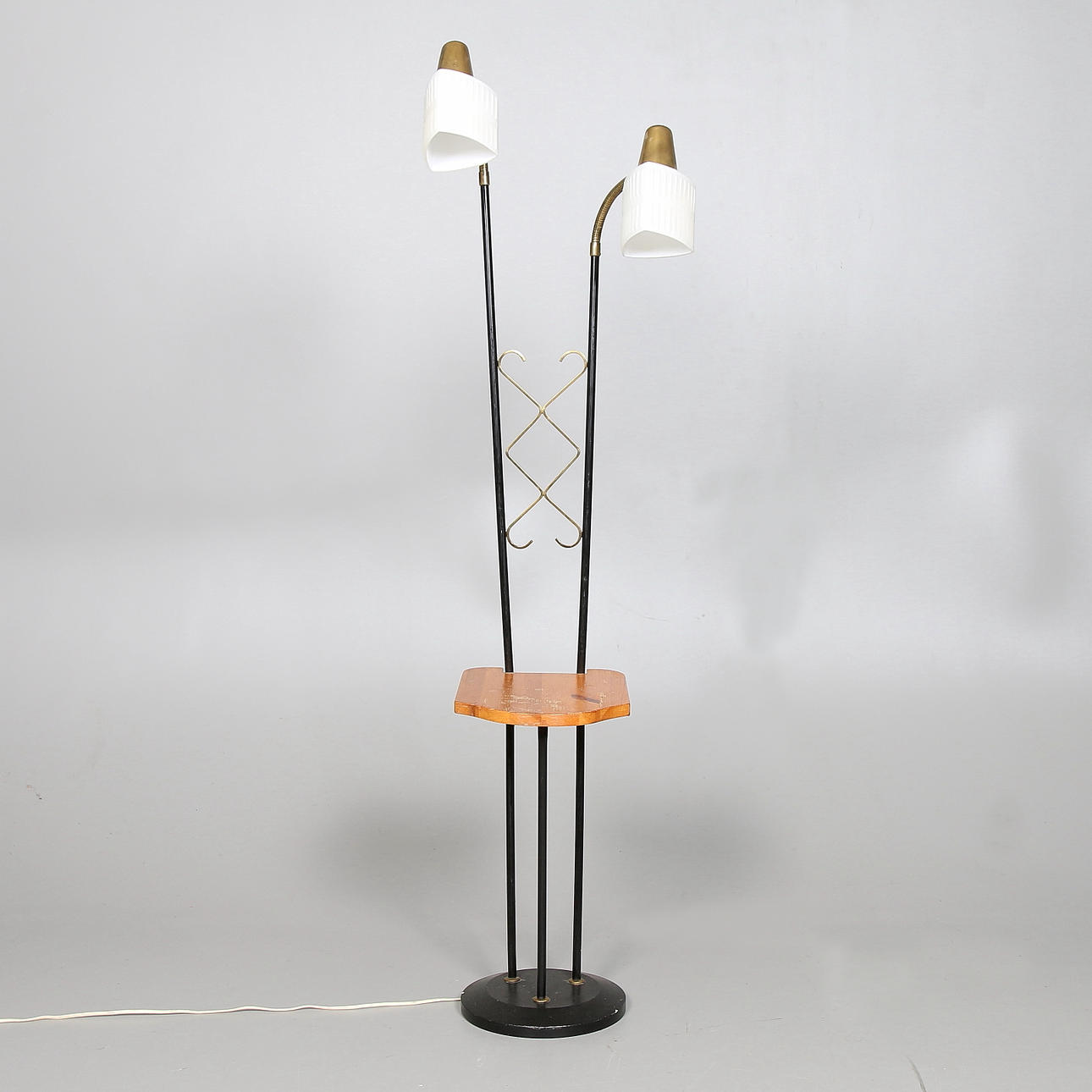 GOLVLAMPA med BORD, 1950-tal.