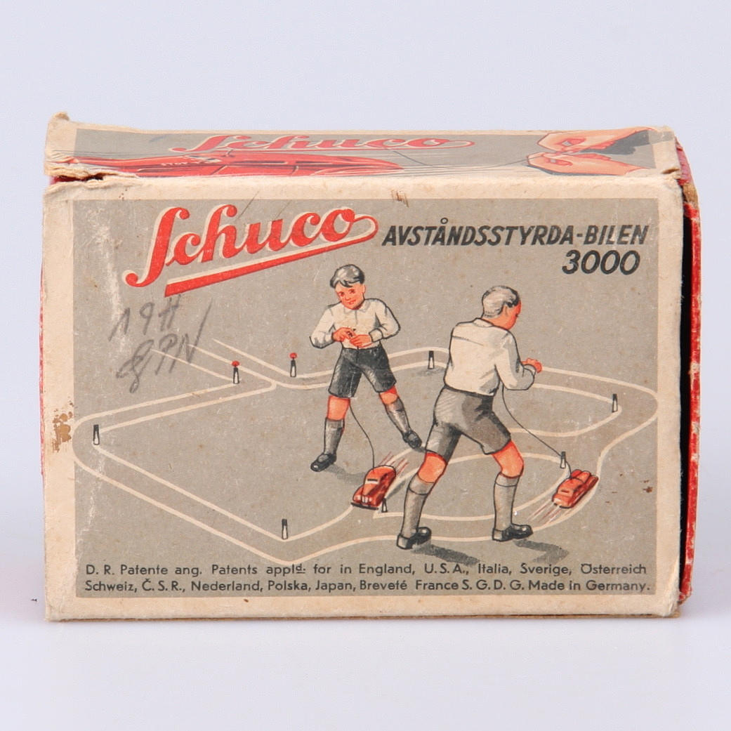 RADIOSTYRD BIL, vajerstyrd, Schuco, Tyskland, 1900-talets andra kvartal.