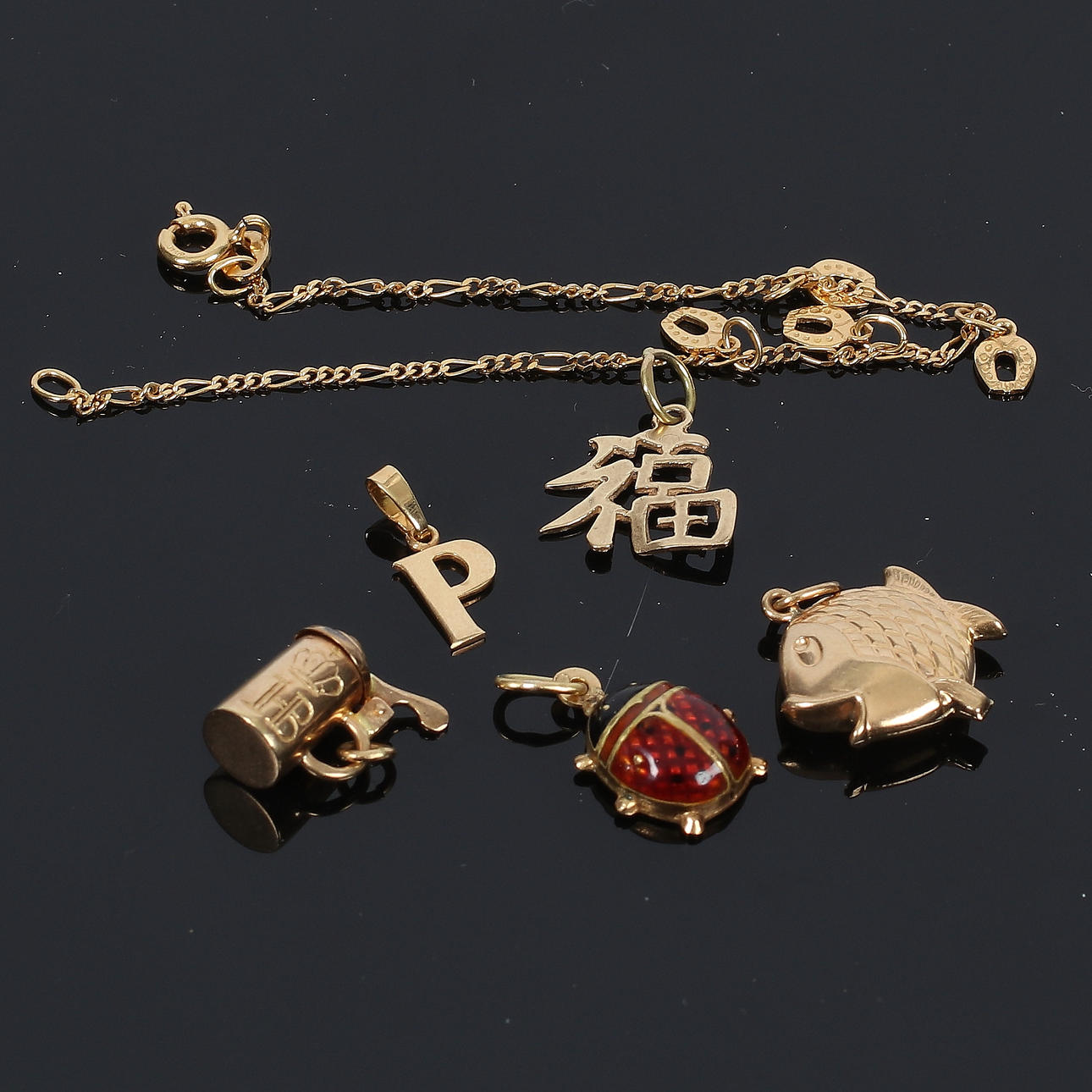 BRACELETS, CHARMS 5 pcs, 18k. gold, 19/2000s.