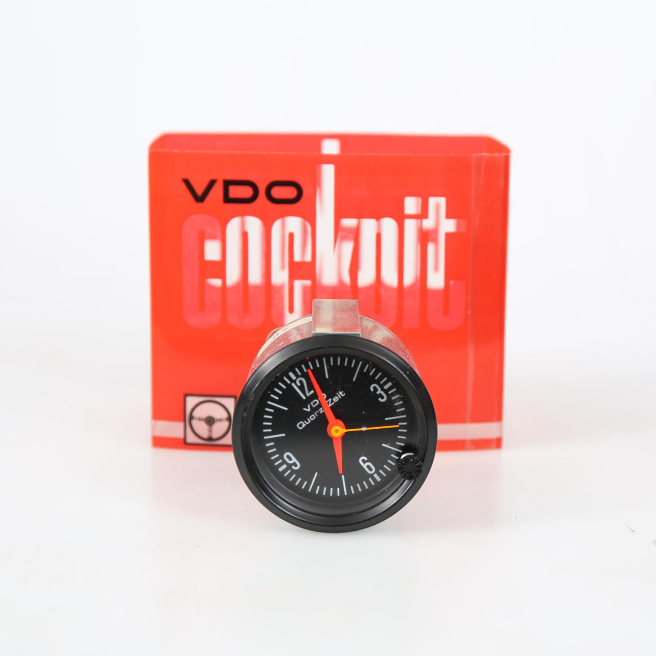 CAR CLOCK, quartz, VDO, Germany.